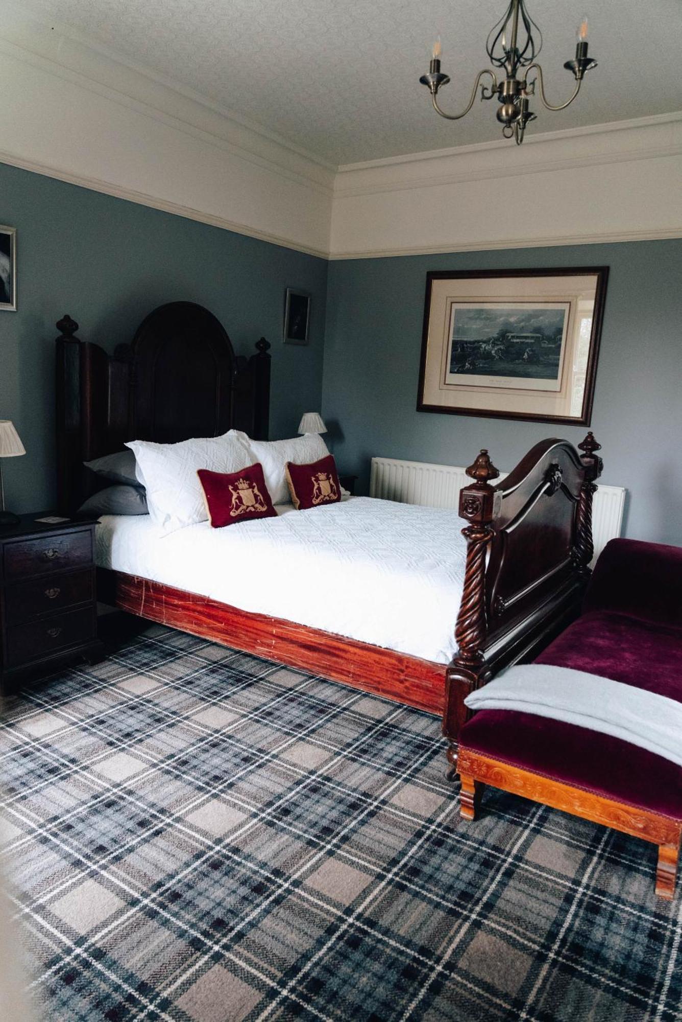 Luxury Accommodation In County Antrim With Riverside Hot Tub Kells Esterno foto